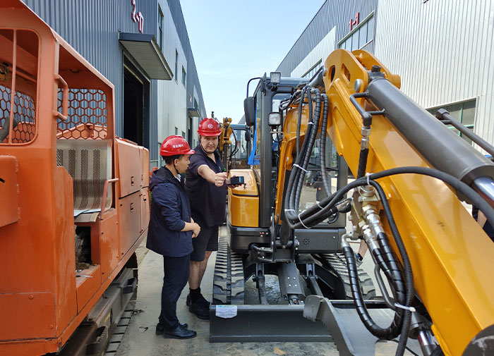 履带式挖掘机到美国