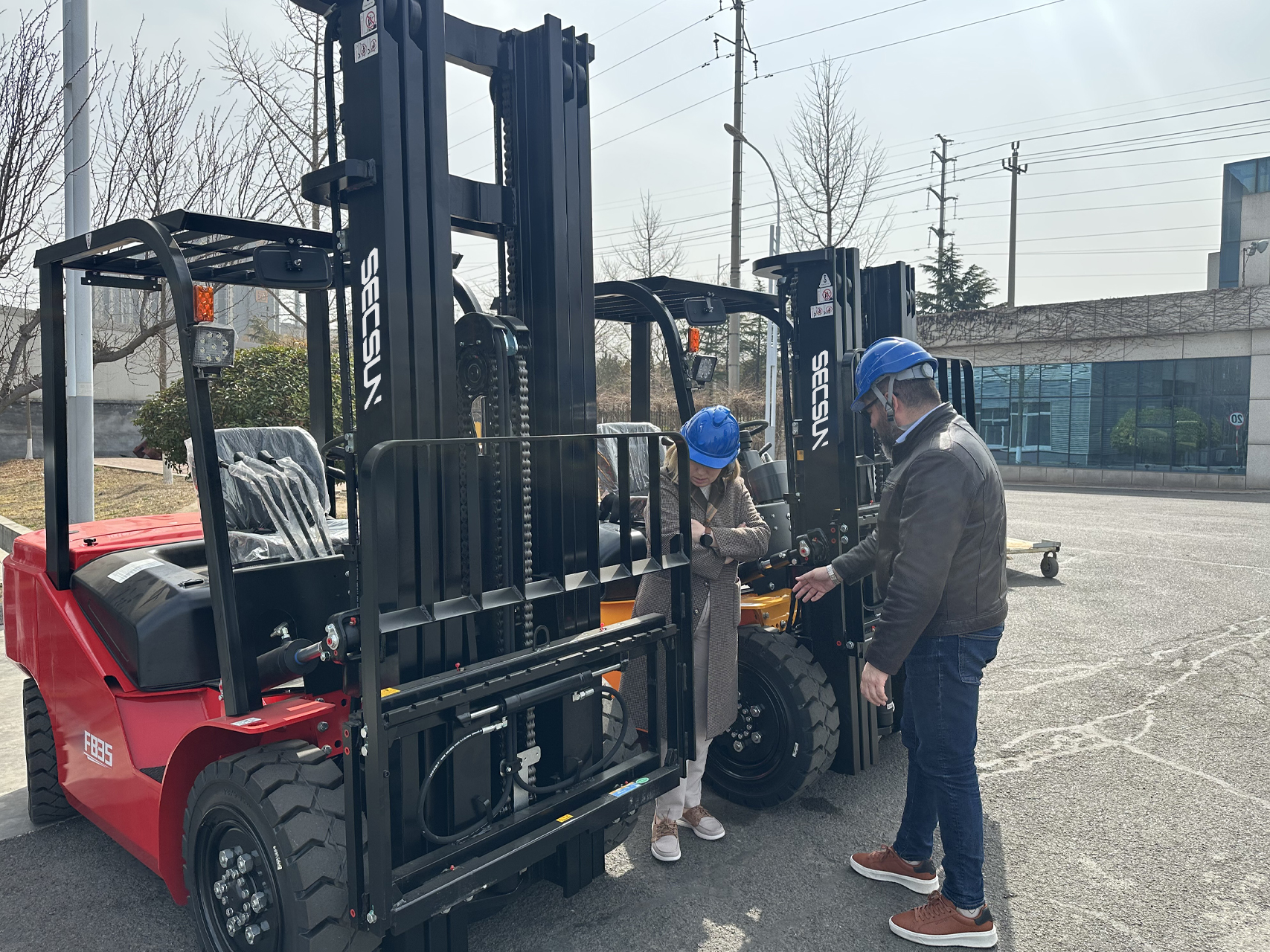 Macedonian Customer's Visit to SECSUN Machinery for Forklift Purchase