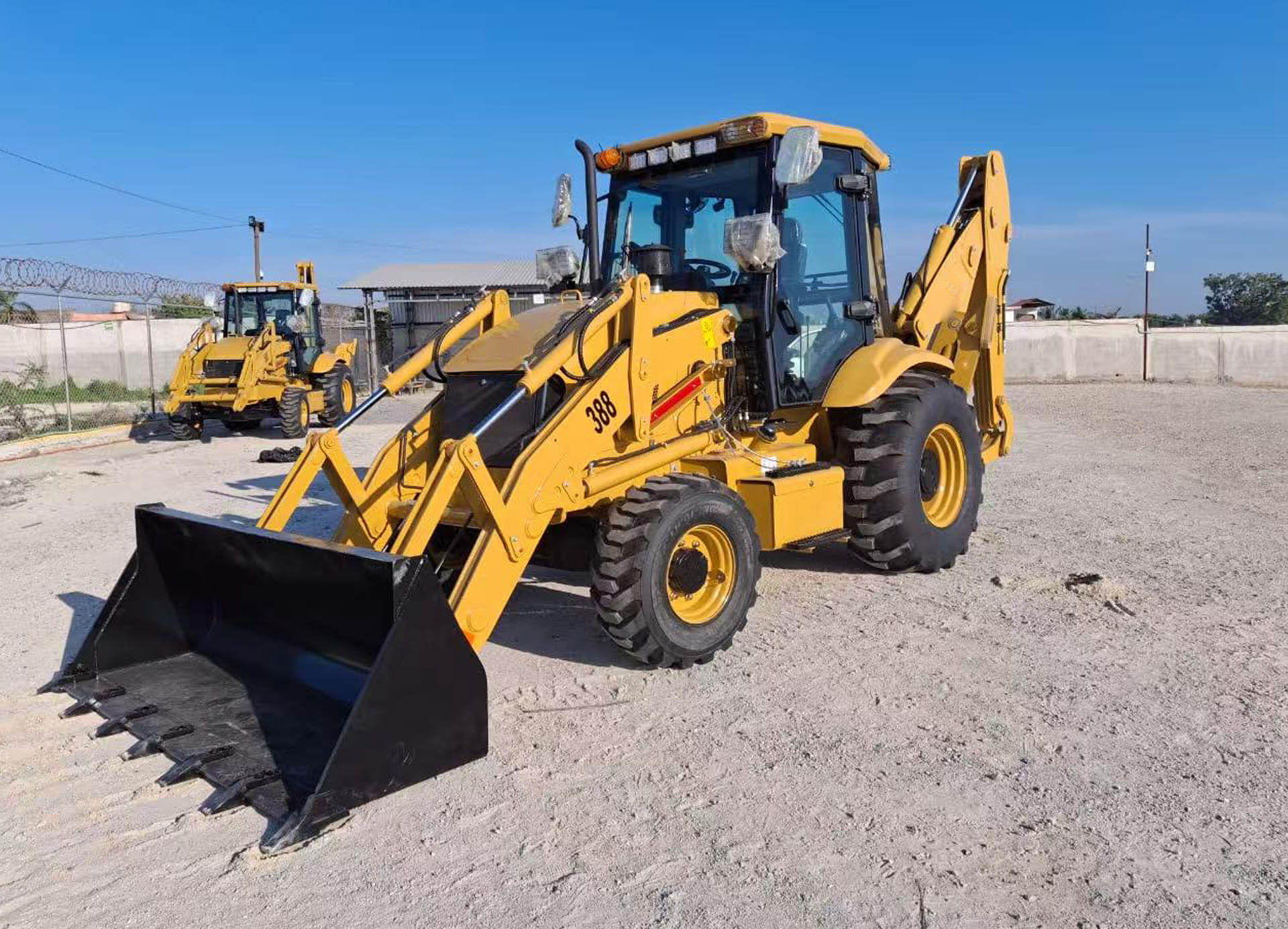 South African Customer Delighted with SECSUN Backhoe Loader BSC388 – Excelling in Site Work!​