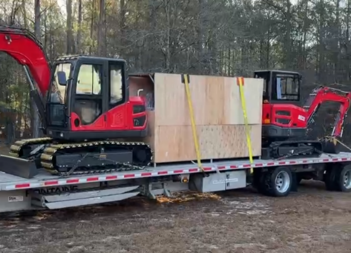 SECSUN Crawler Excavators Delivered to US Customer!