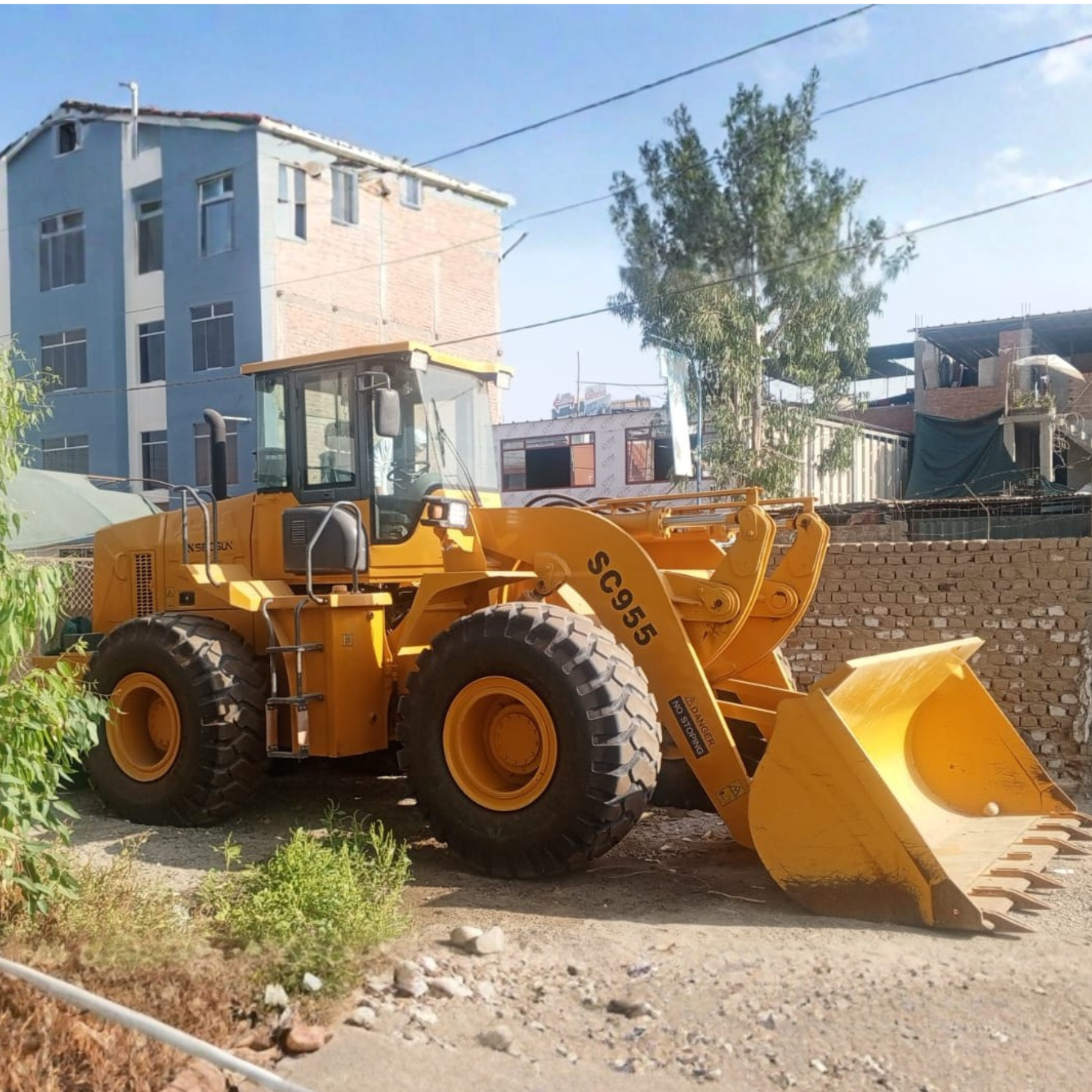 Case Study: Secsun Wheel Loaders in Peru