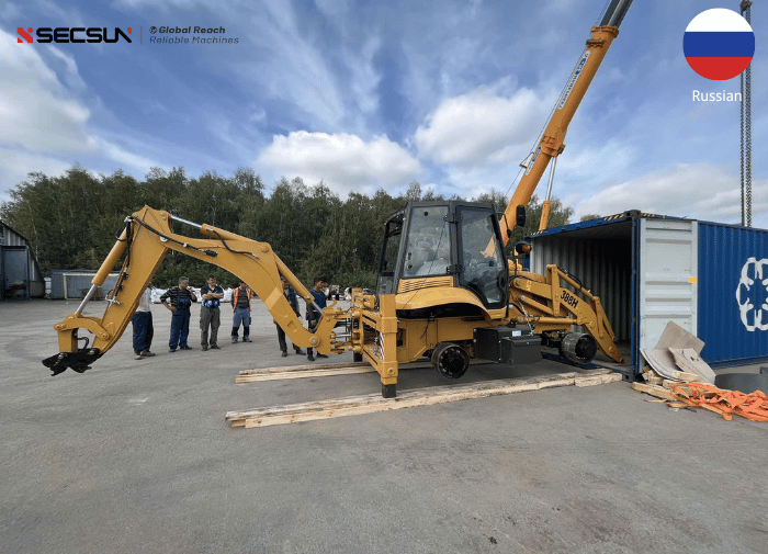 Russian | Customer Receives 2.5 Ton Backhoe Loader from SECSUN Machinery for Construction Operations